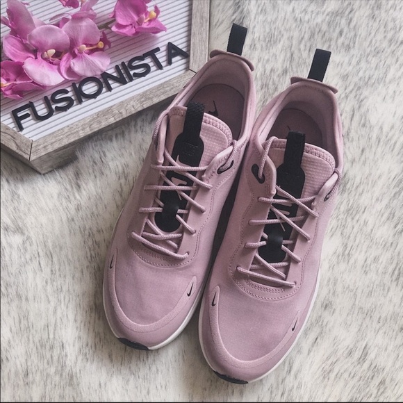 dusty rose nike air max